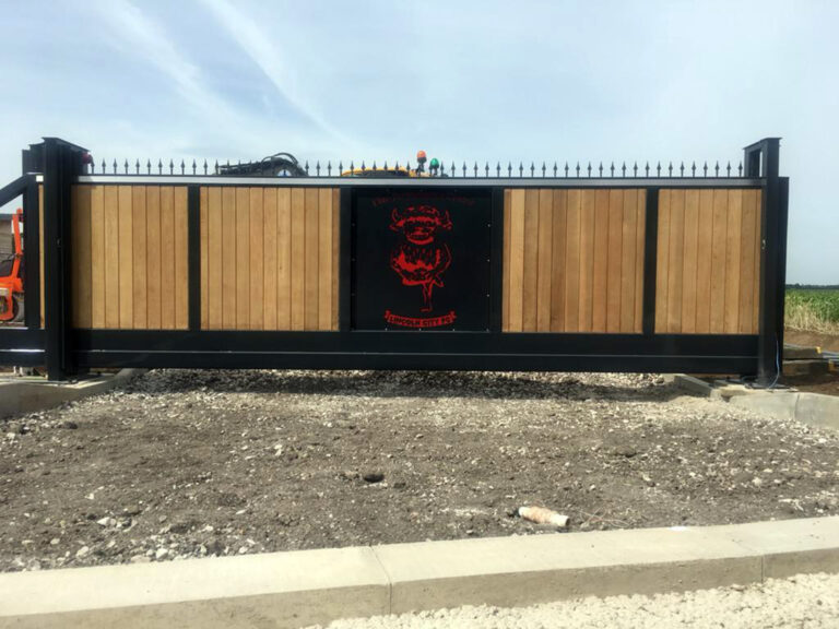 Cantilever Sliding Gates 8