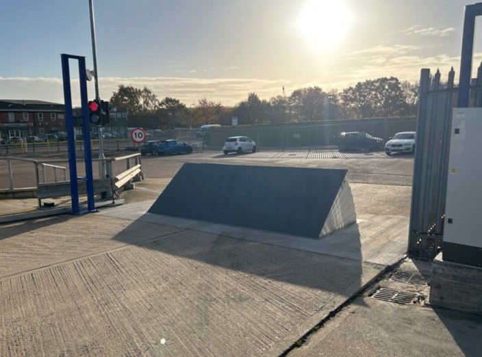 Minebea Road blocker side